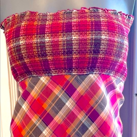 LIKE NEW SEXY GUESS JEANS RED/BLACK/GOLD PLAID BABYDOLL STRAPLESS BLOUSE Sz M - Picture 3 of 6